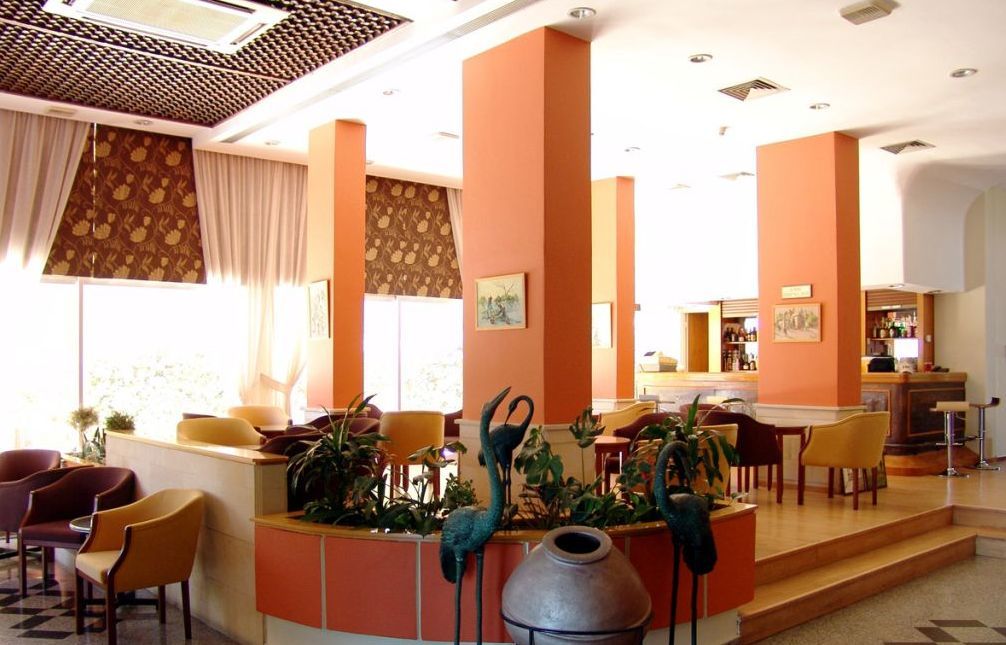 Flamingo Beach Hotel Larnaca Restaurace fotografie
